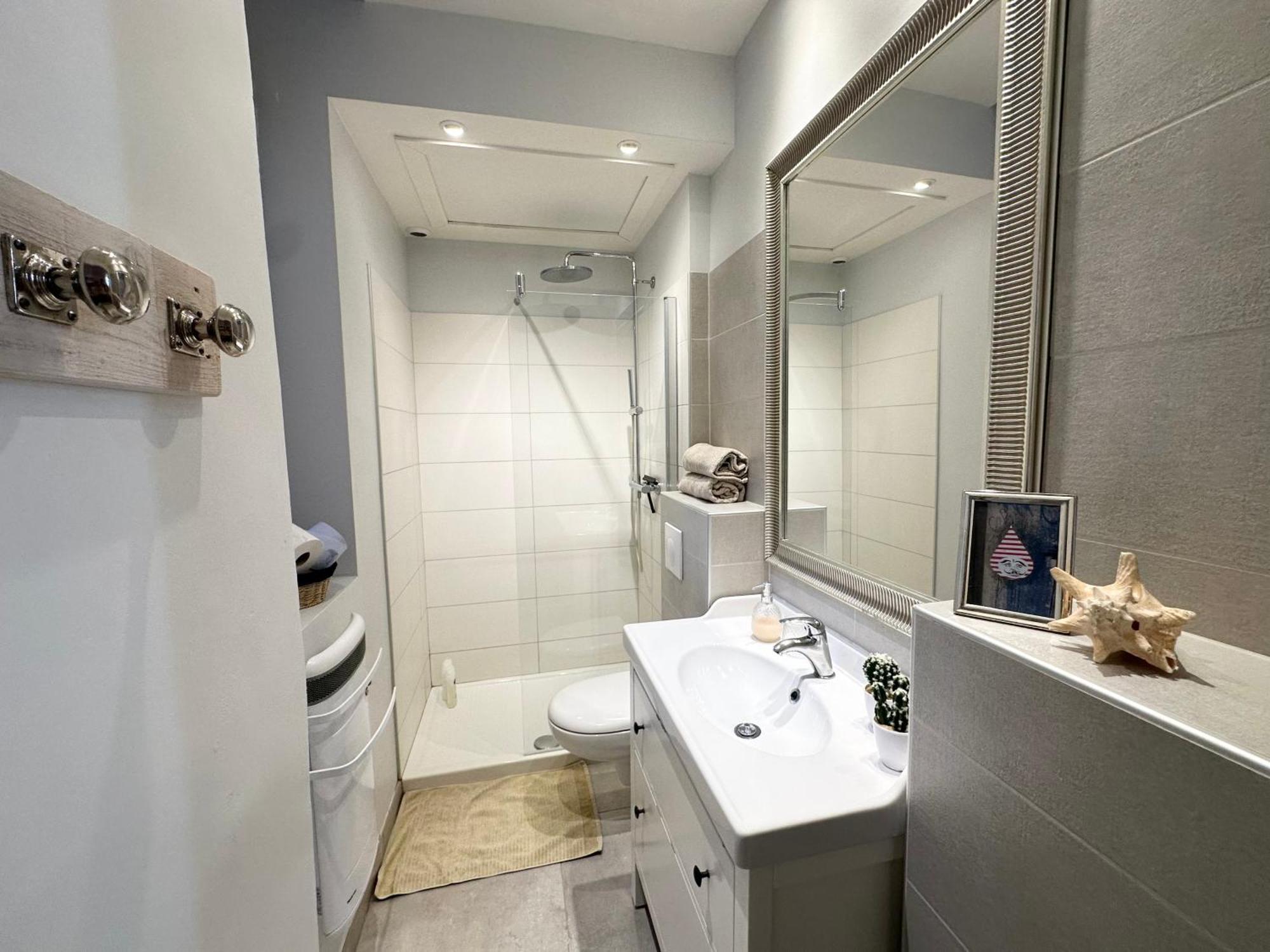 Appartement Le Bourg Hypercentre Wifi 罗德兹 外观 照片